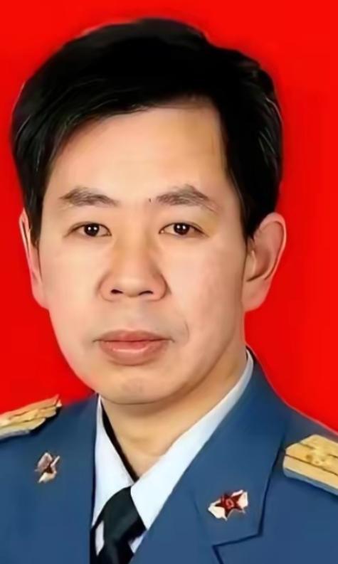 不可思议！导弹刚竖起来，还没等点火，几万公里外的屏幕上，可能一个红点就亮了“目标