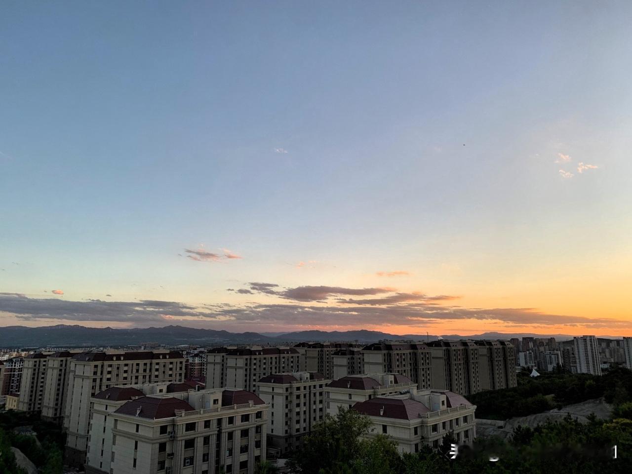 将扰扰，付悠悠
此生於世百无忧

脚伤到今天整一个月了，加之身体别的小疾
这一个