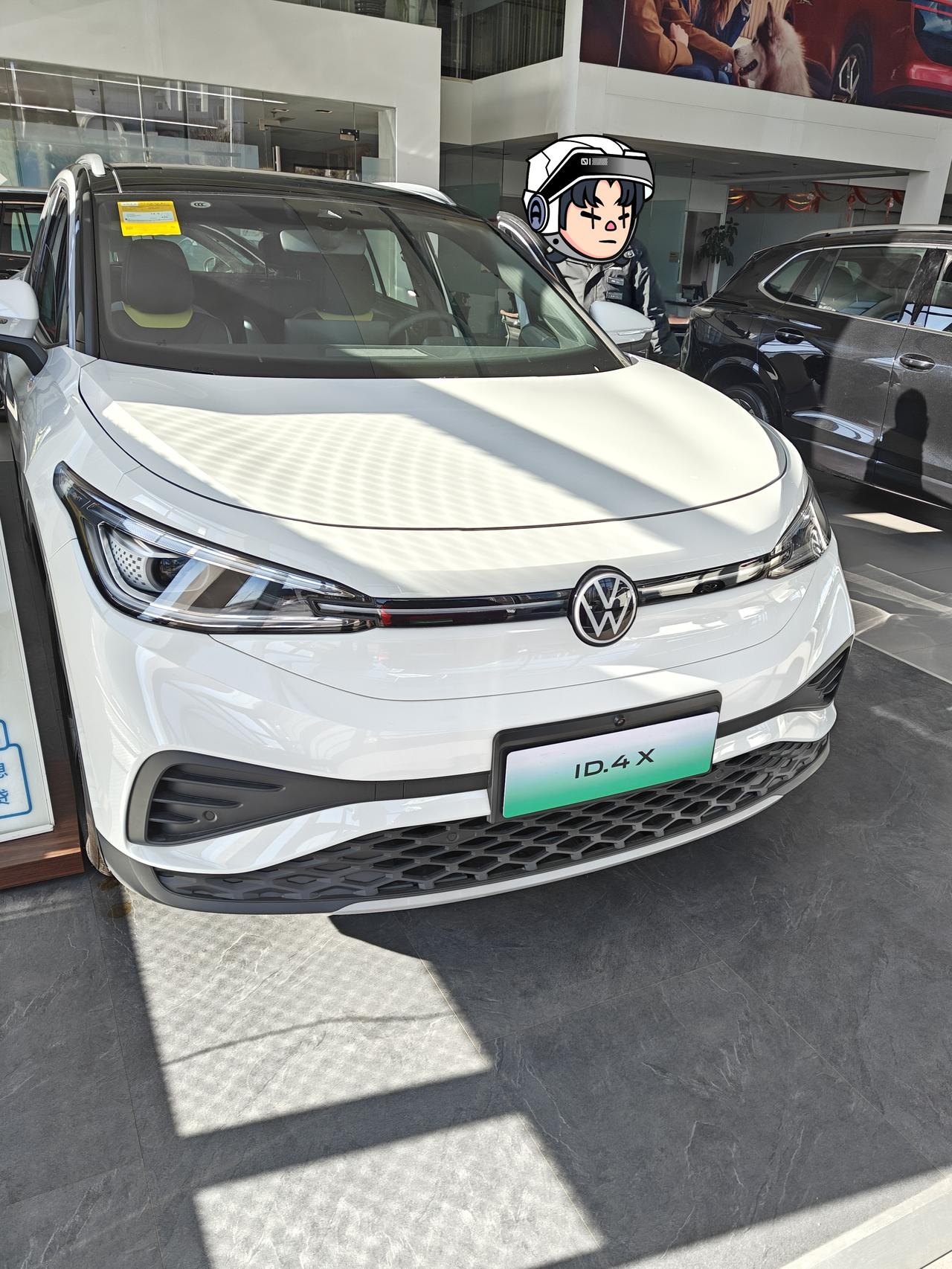 ID4X可以说是大众新能源的主销车型，整体设计比较符合现在主流的新能源车型的设计