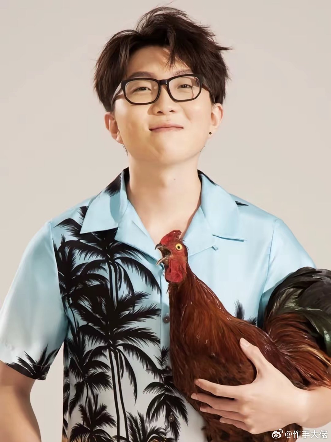 ​看得出来毛不易对于婚姻是可有可无的态度。​不是那么期待或者渴望婚姻的话，其实不