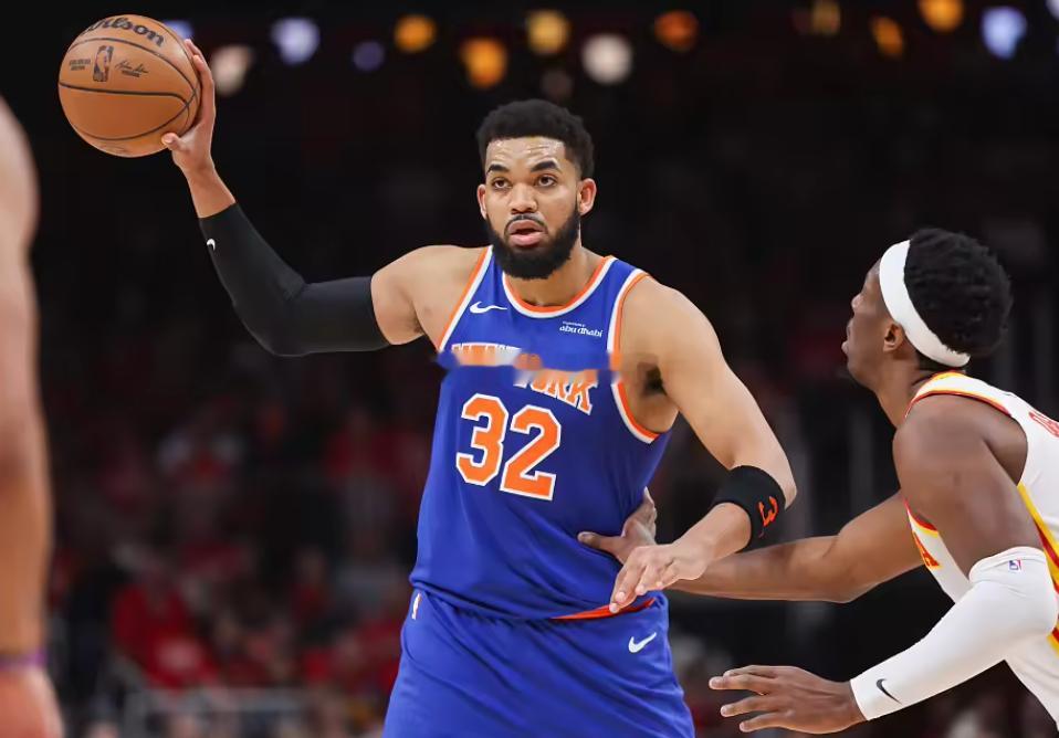 NBA季后赛，尼克斯137-98大胜76人，系列赛1-0领先。唐斯本场比赛延续全