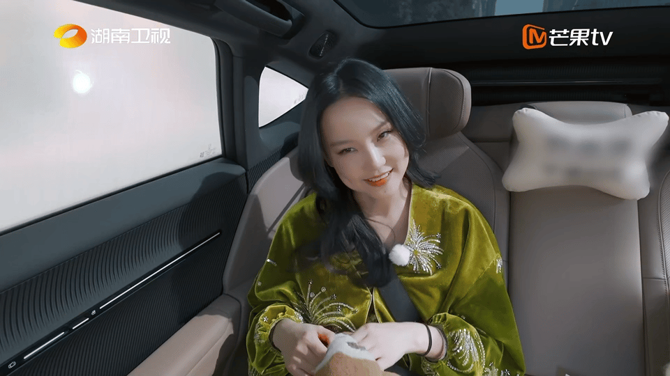 黄龄单依纯两个diva都是常石磊宿主黄龄单依纯都是华语乐坛顶级炼金术士常磊的宿主