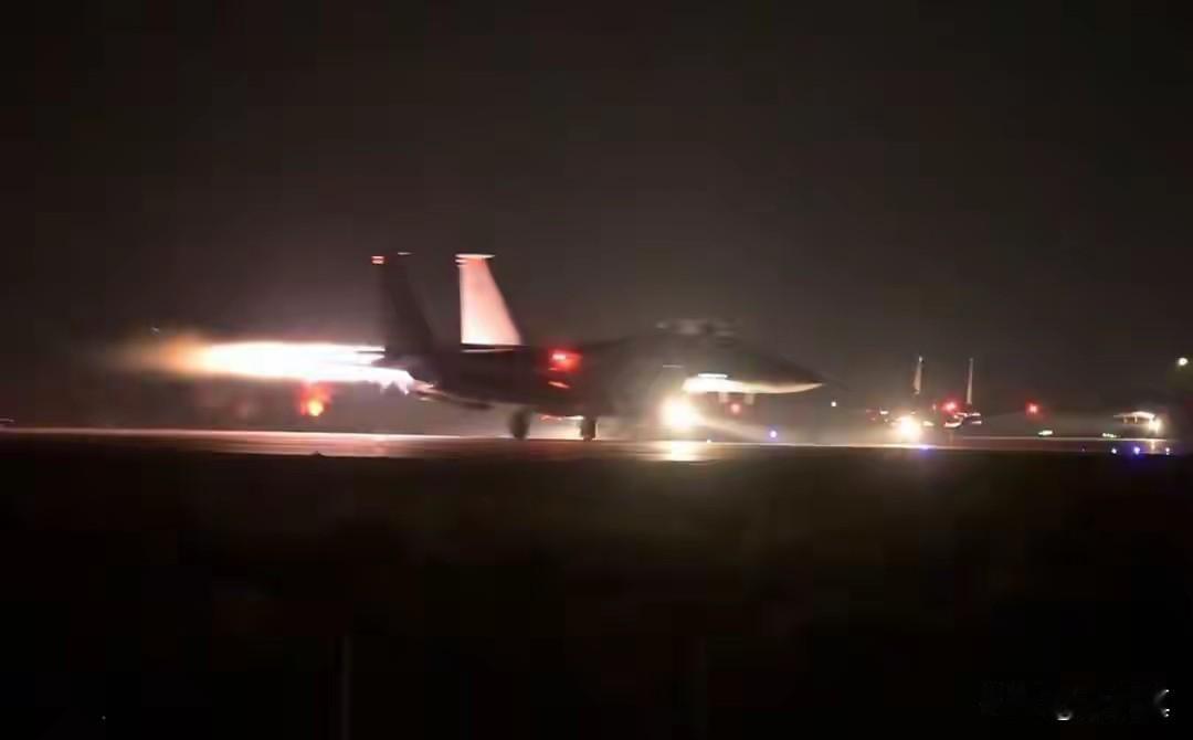 【“伊斯兰国”还在活跃，一直没有被灭掉，美军又发动大规模打击】

当地时间12月