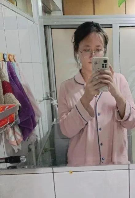 那年夏天，在时光里
小小的太阳！

美丽25岁 分享美少女美照 清纯甜美🦄 做