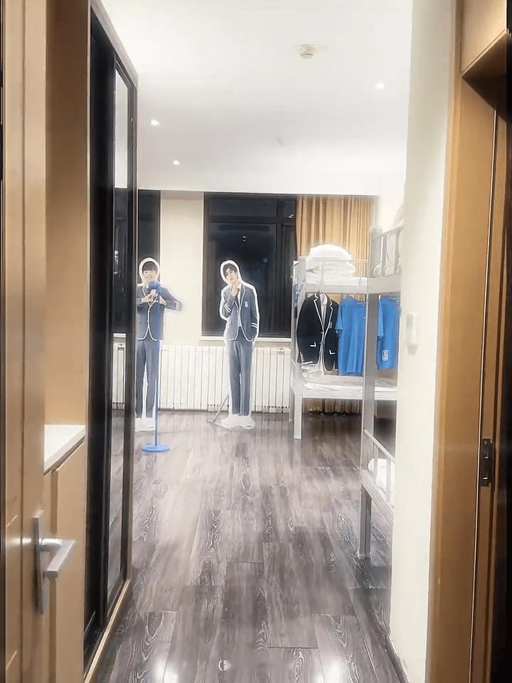 大厂要拆的消息太让人破防了，那些日夜，那些舞台，那些约定，都封存在这座建筑里，团