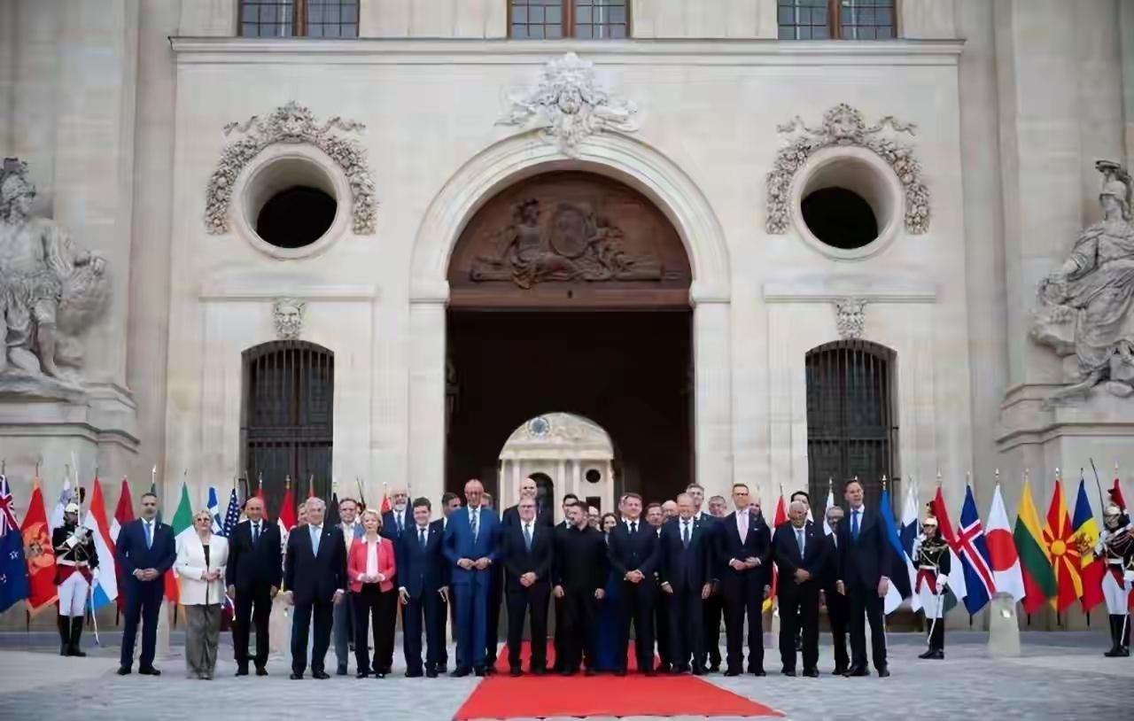 这10国联盟的成立是想防谁呀，肯定不是防我们。新中国成立几十年了，我们有主动打过