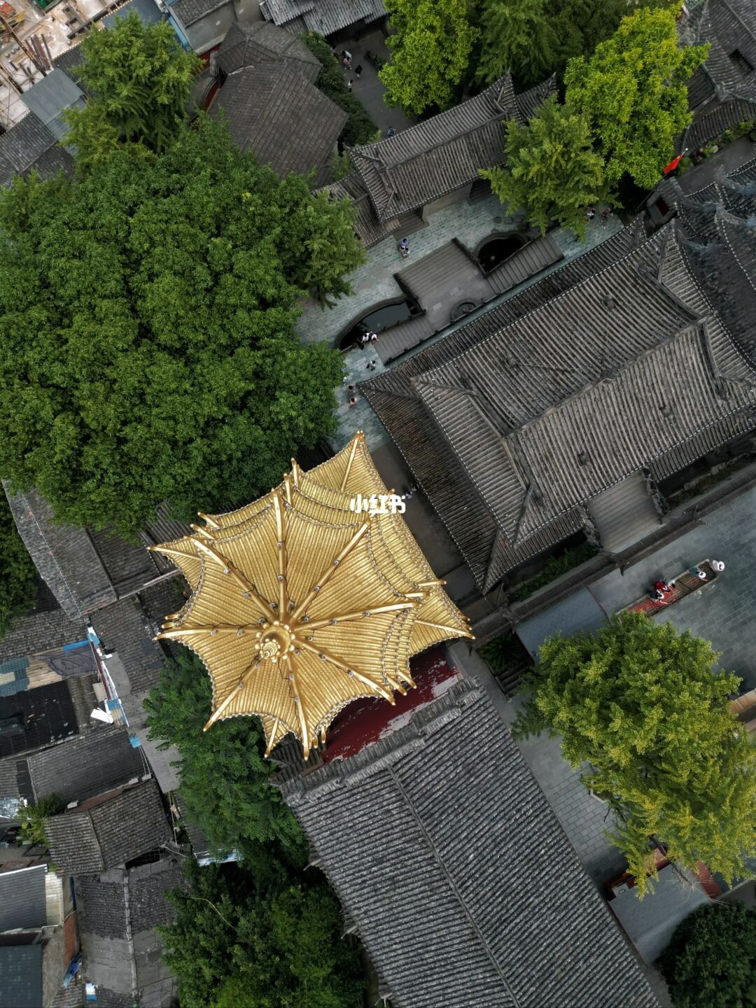 身在低谷的时候，我去了这个千年古刹