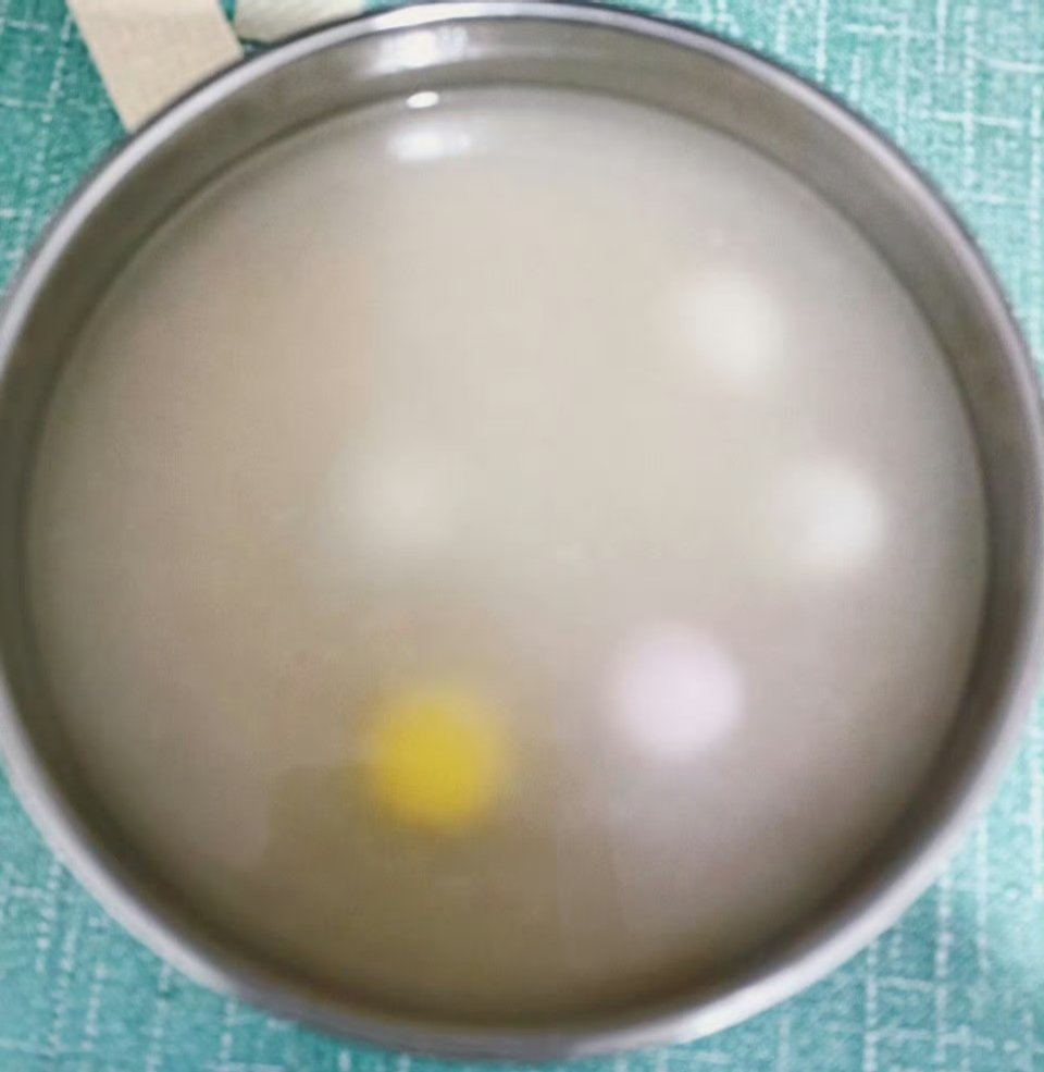 腊八节没有腊八粥，吃完酒酿圆子汤。 