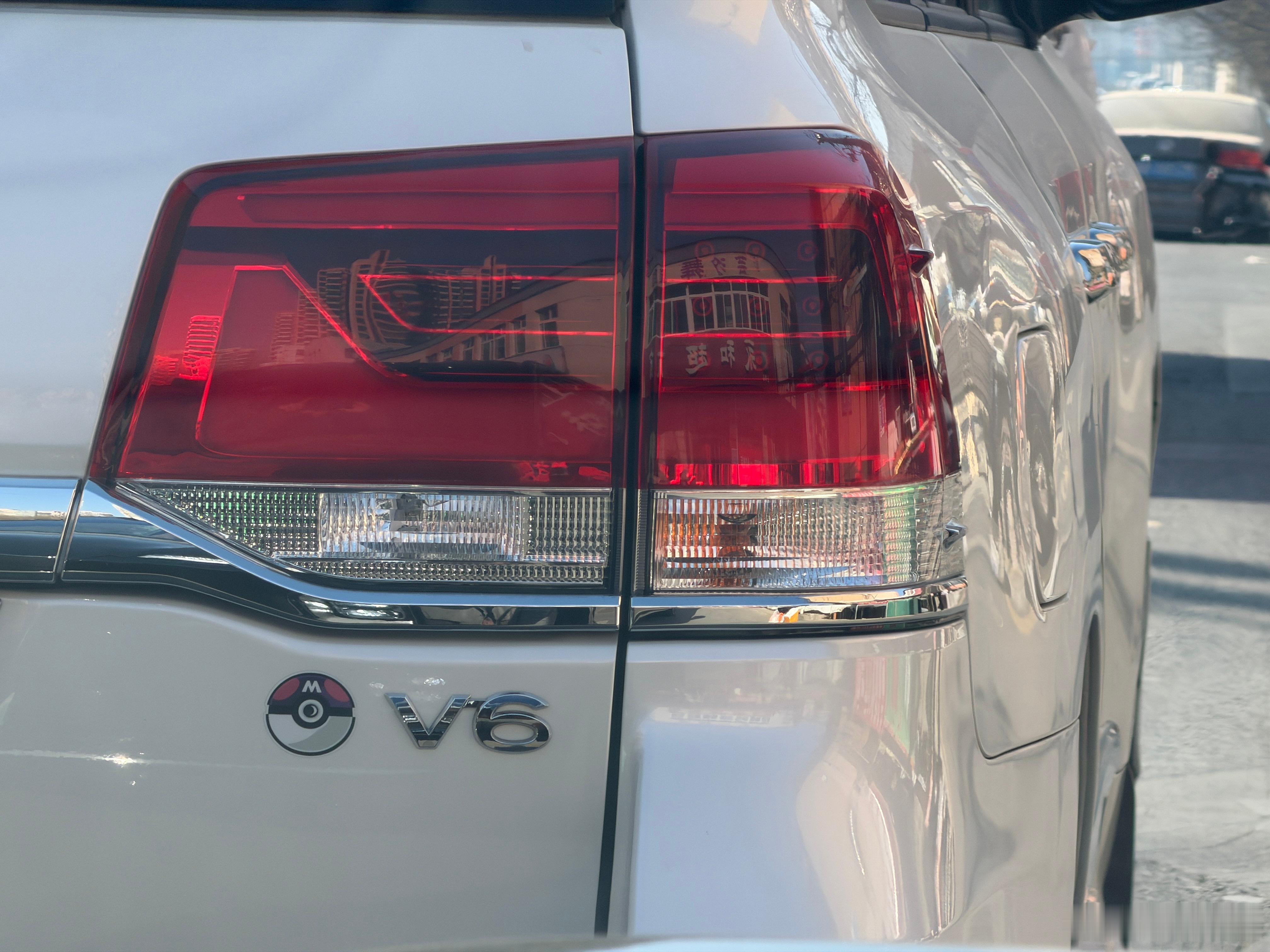 陆巡大哥贴了个Master Ball90后中老登   又登又年轻着