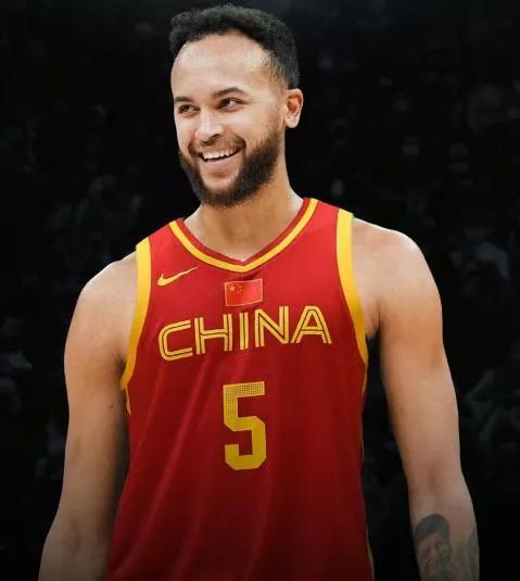 #中国篮球又输了# 真心觉得篮协应该尽快给李凯尔找个NBA级别的归化做帮手才能彻