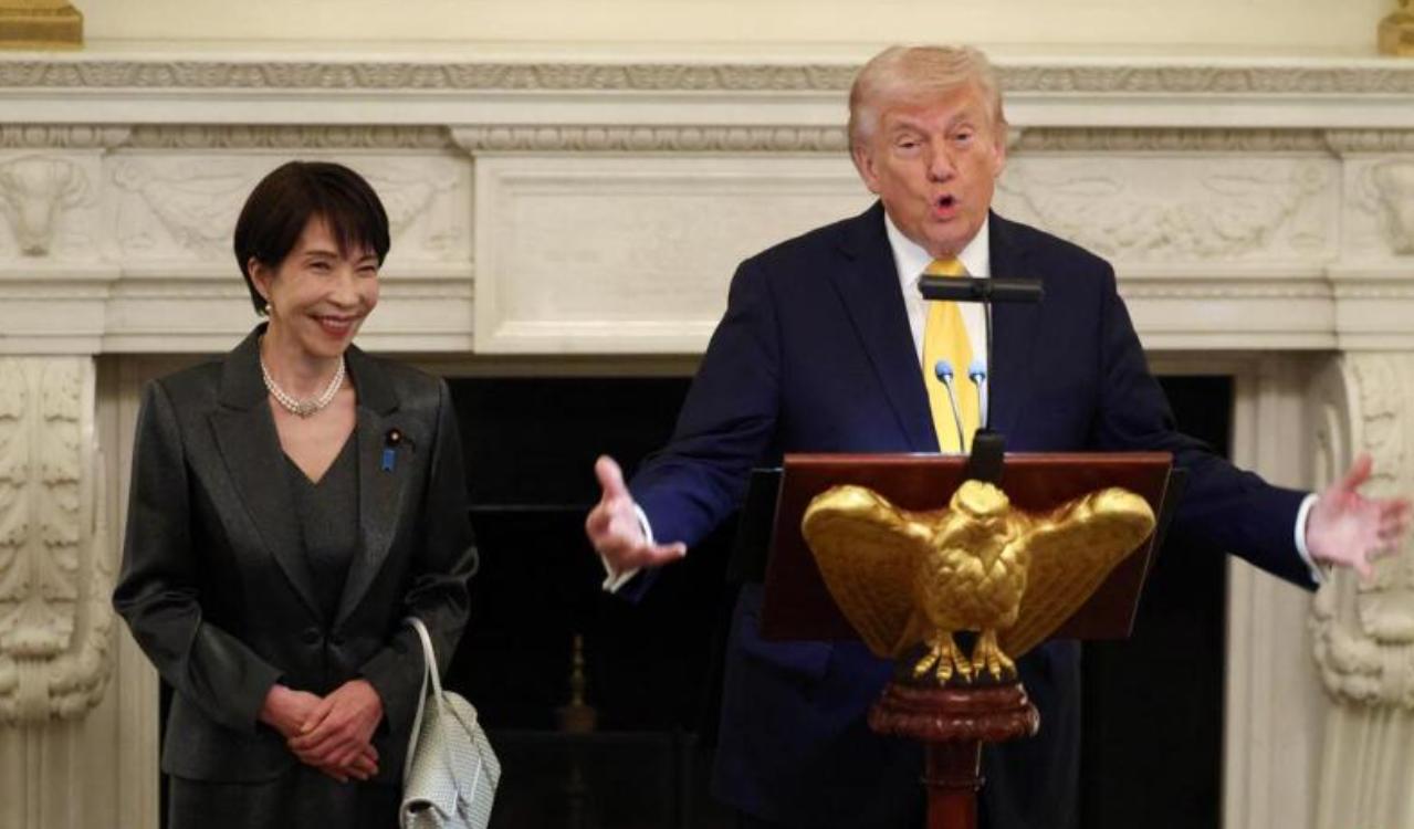 担心日本想不开！刚离开中国的特朗普，就第一时间把电话打给了高市早苗！5月15日，