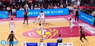 贺希宁不是和稀泥，使劲能折腾，沃特斯就给各方面添堵


第三节还没有打完，贺希宁