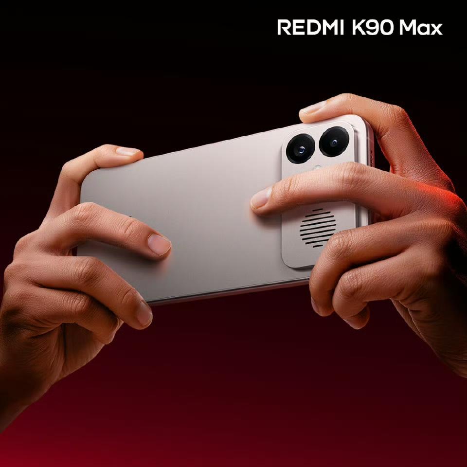 REDMI K90 Max 太空银配色正式曝光，外观设计延续了K系列“全能旗舰”