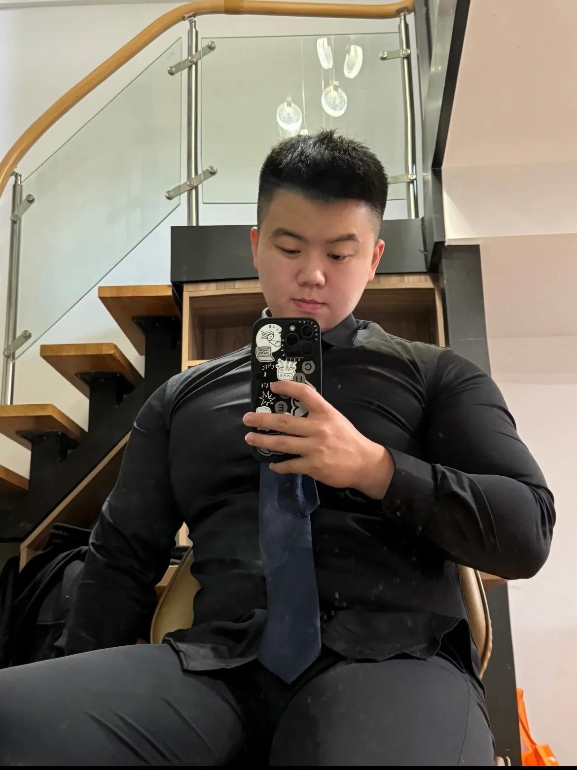所有受过的委屈，都在提醒你，该好好争气。
