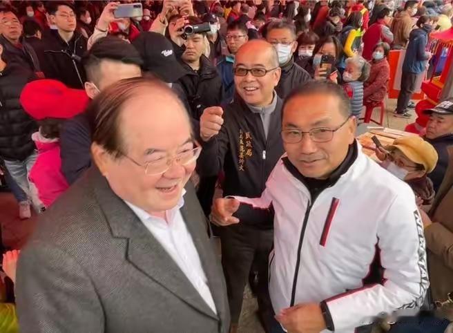 岛内2026大选无小事！
1月13日，郑丽文在接受采访时表示：新北市候选人协调基