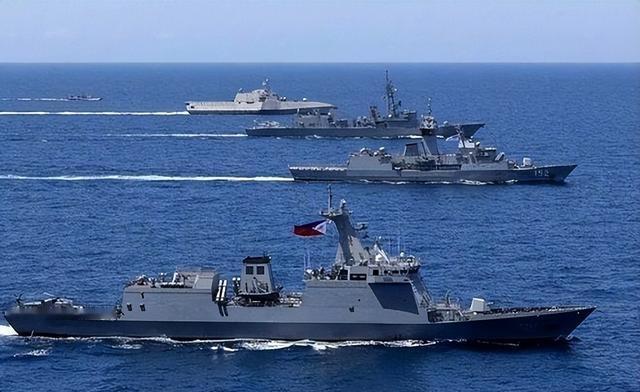 台东海域上演精彩错位博弈！中方海上布防、日本空中偷窥，双方像是在有意规避正面交锋