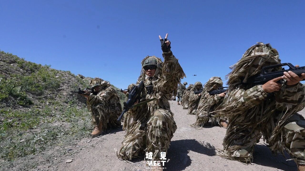 说出来你可能不信，这是民兵在进行专业技能训练