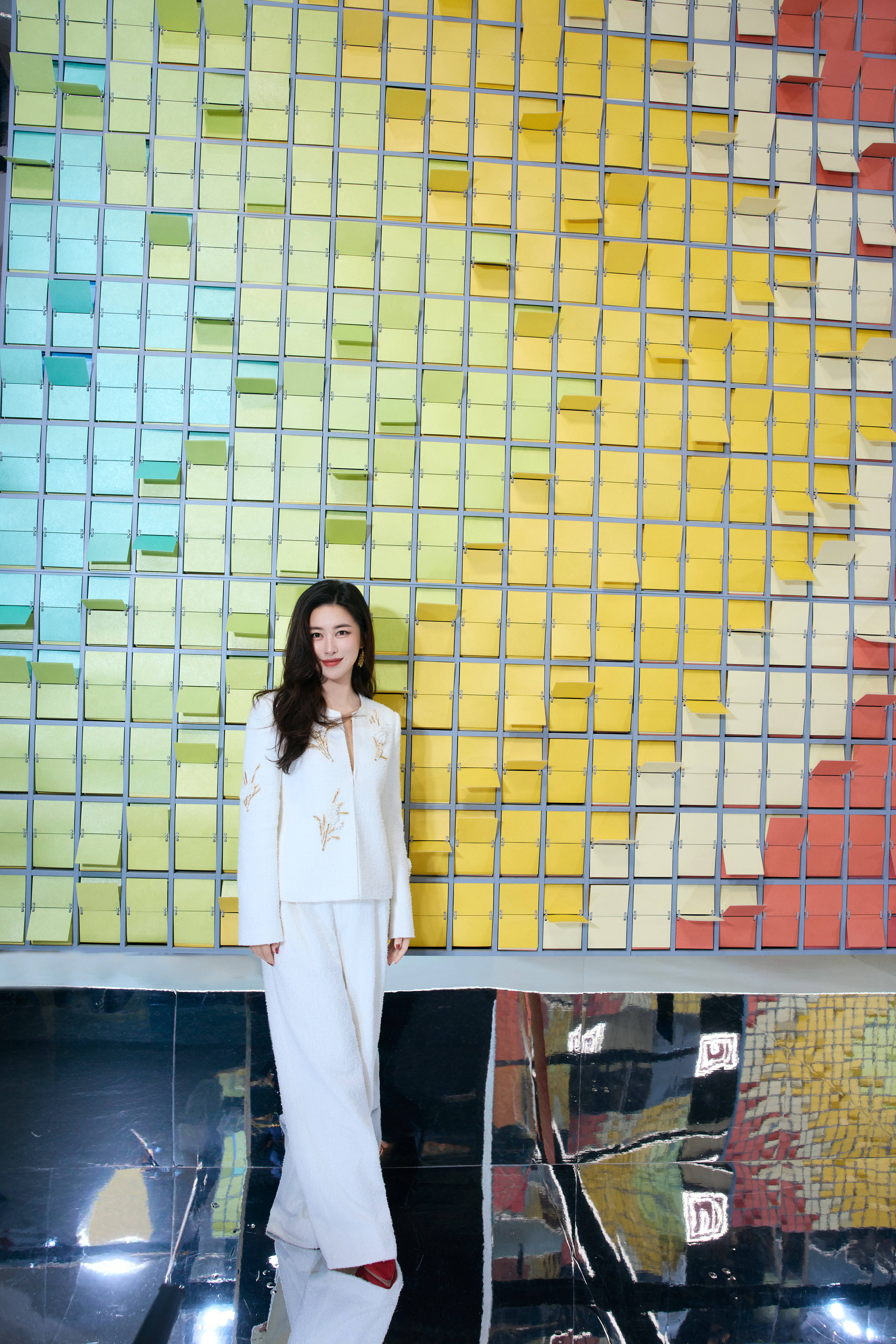 朱珠🤍❤️🤍雪中花妆✨✨化妆：金鹤龙🧏♂️朱珠朱珠她说世界她的无限可能东方