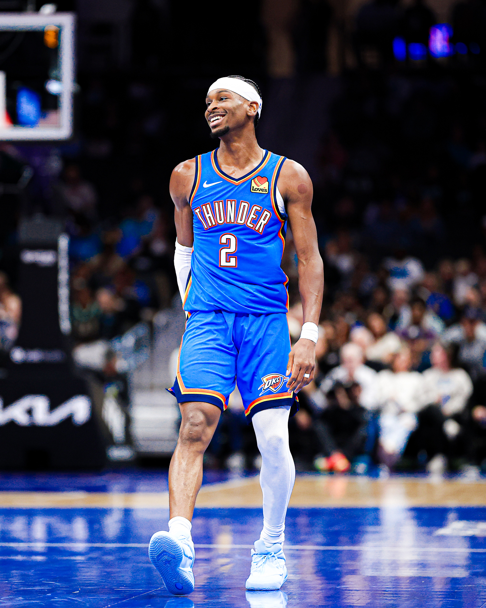 雷霆今日轻取黄蜂，收获五连胜，战绩13胜1负，继续排名联盟第一！亚历山大三节打卡