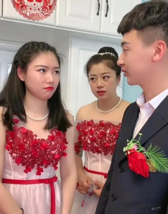 为什么有些年轻人对谈朋友很不热心？

我们公司有一个小伙子，91年的，33了，是