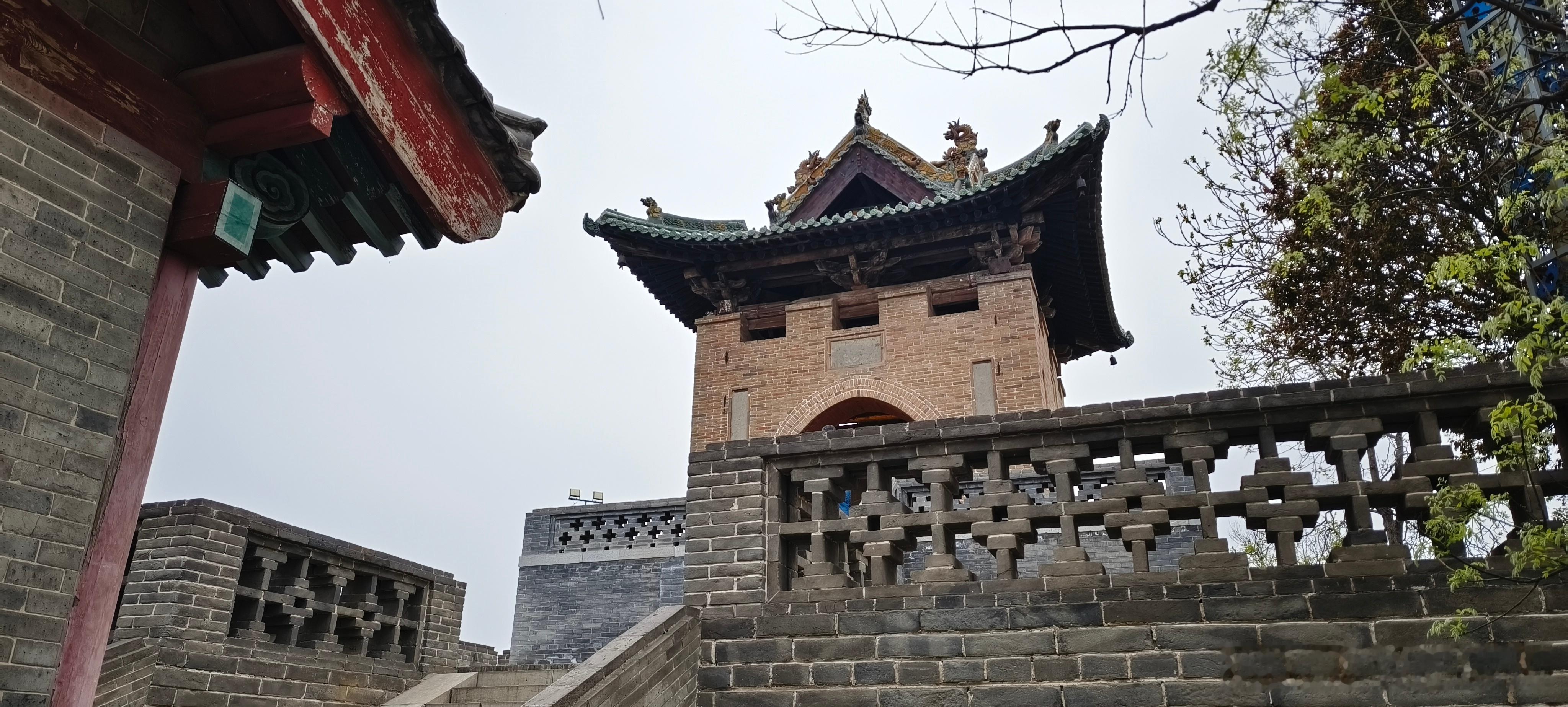 山西运城  新绛县​绛州三楼——钟楼 ​​​