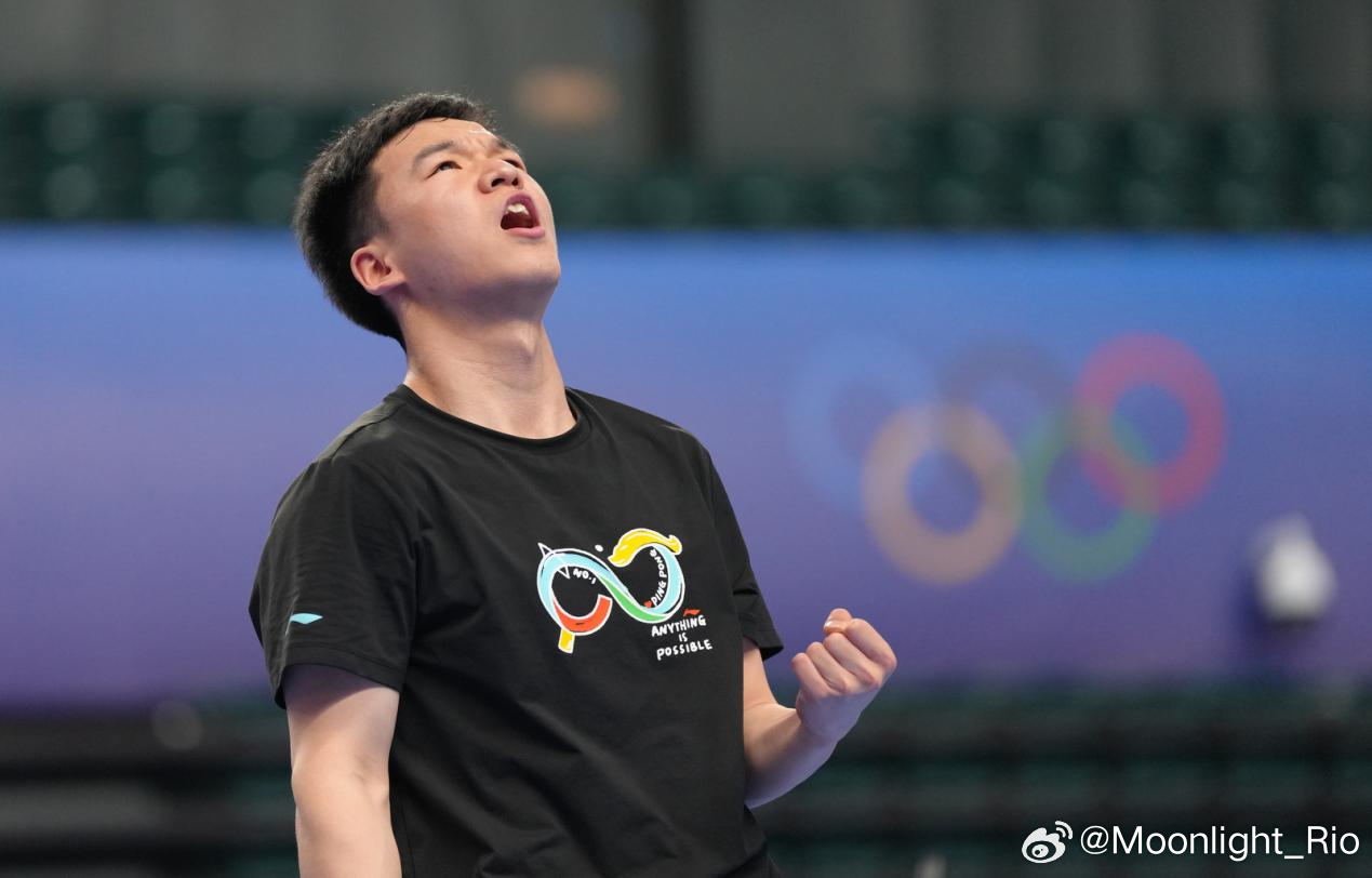 向鹏赢得男队第二次选拔赛冠军，获伦敦世乒赛参赛资格1/4决赛：• 温瑞博：轮空•