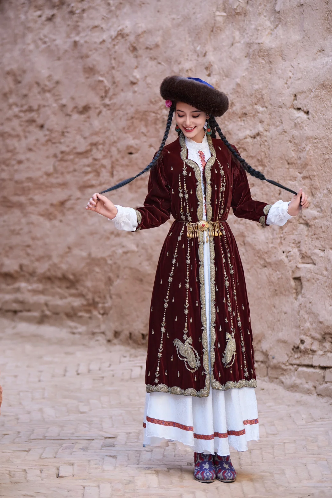 新疆的民族服饰到底有多美