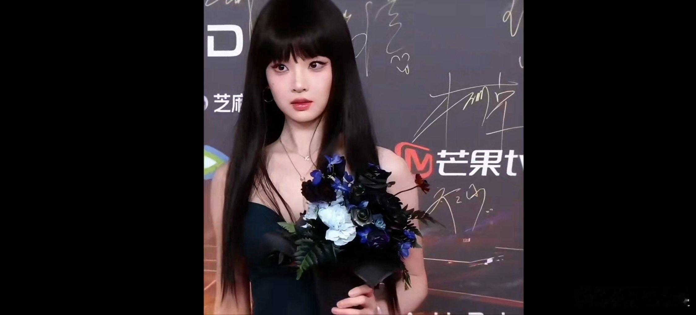 啊那张淼怡确实比之前好看多了 ​​​