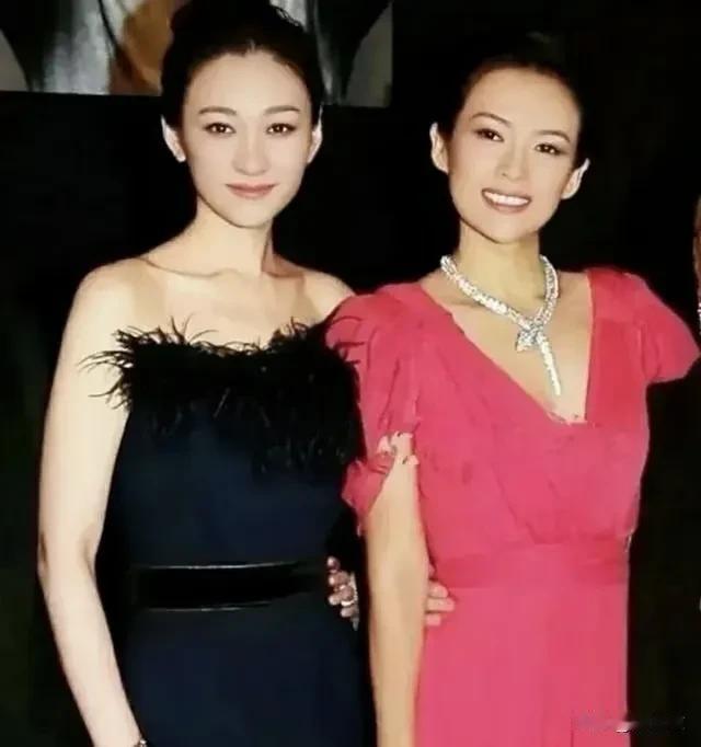 我第1次知道李小冉就是大丈夫，我觉得这个女生的皮肤好白啊，这是第1个印象，然后当