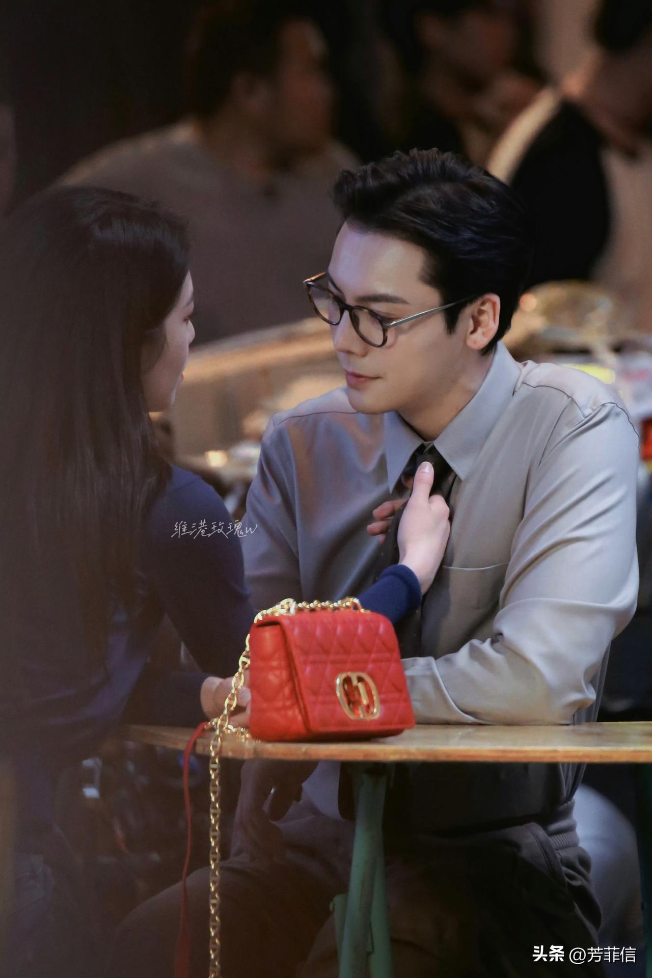 陈伟霆的搭档年纪也是越来越小了，原以为和赵露思的年龄差已经够大了，新剧居然和向涵