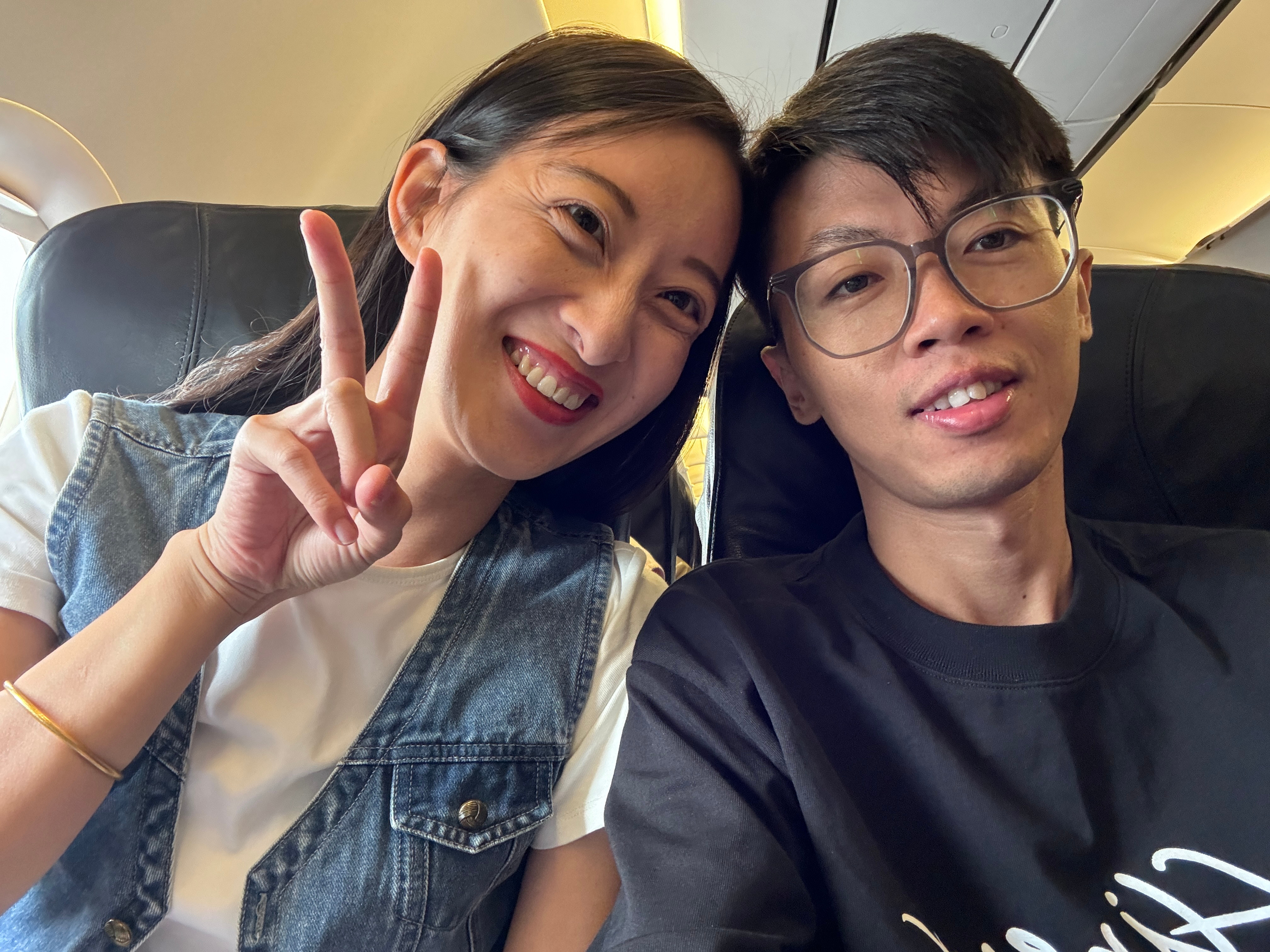 六年后，久违的两个人出发🛫第一次两个人去香港已是八九年的事一晃，又回到了二人世