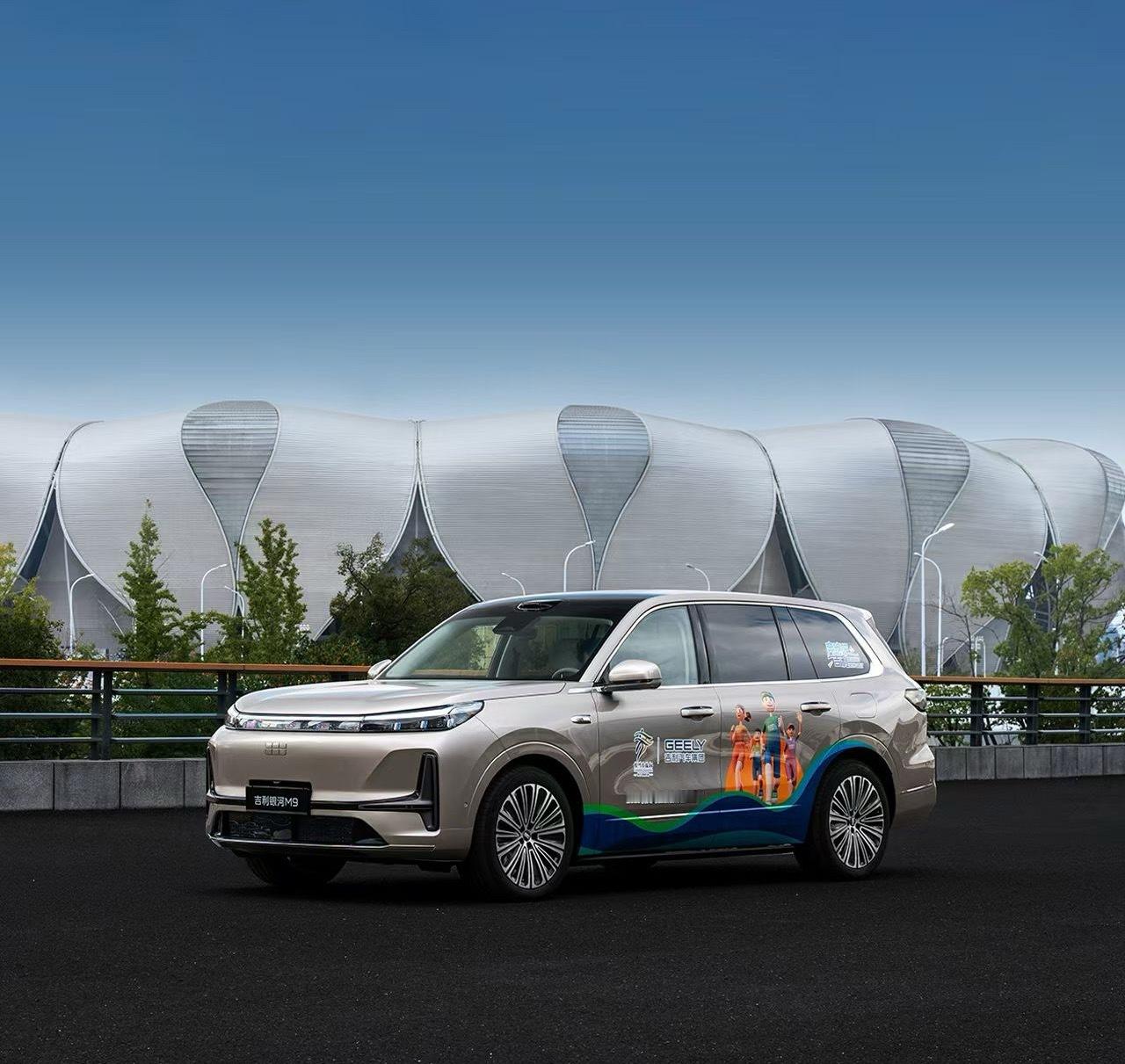 这些拉花，真的跟车的风格完全不同[允悲][允悲] ​​​