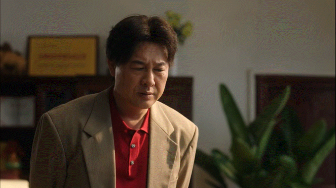 张颂文刘敏涛大哥大姐同框压迫感总台首部原创精品短剧集奇迹 刘敏涛的女高管太带感了