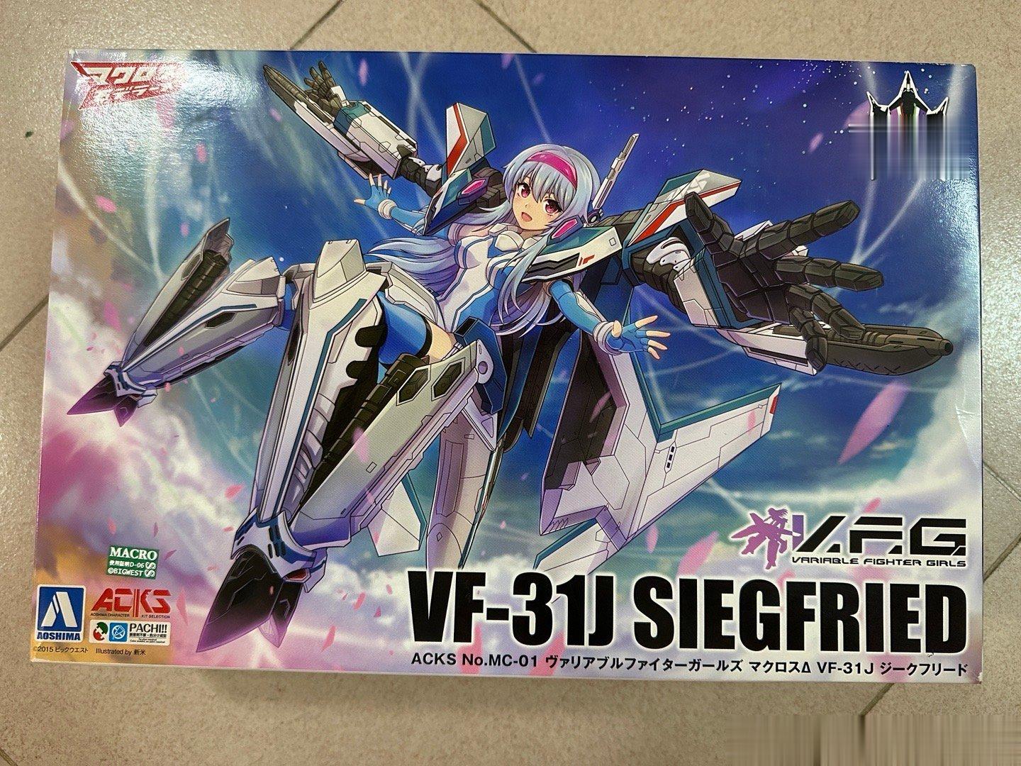 再出青岛社VF-31J机娘一盒[doge][doge]。箱说全，包装盒微瑕，20