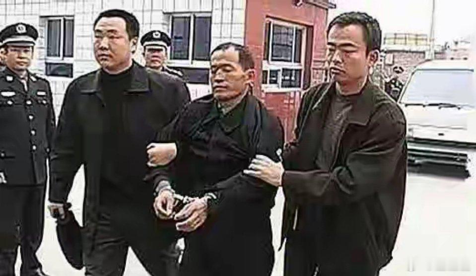 纪实：河南“淫魔”杨新海，3年杀67人强奸23人，最小的才6岁 