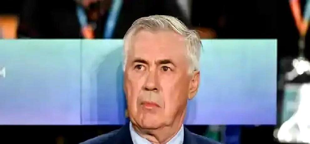 世界杯一出局，巴西队连个正式的收尾会都没有，球员们直接打包飞回各自俱乐部。

场