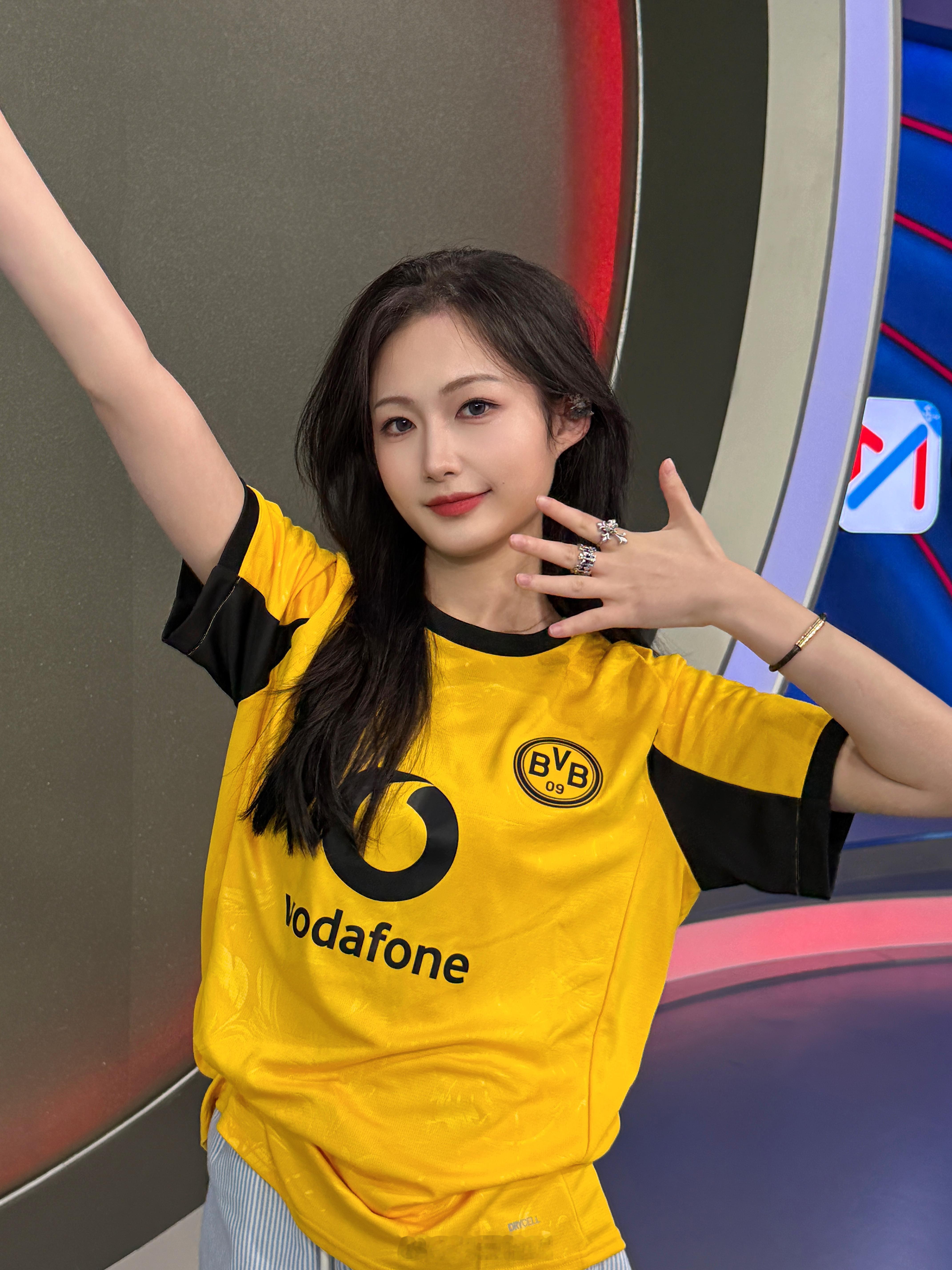 今天是多特蒙德女孩💛🖤 ​​​