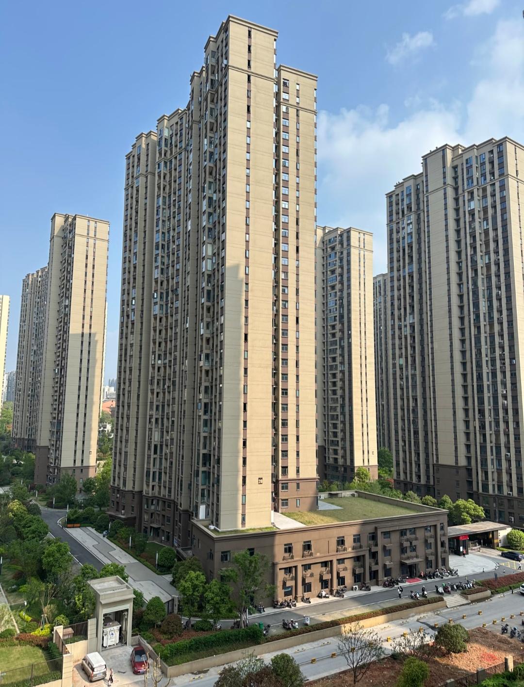 我把我30岁女儿的，飞行员男朋友搅黄了
女儿谈了个一年的飞行员男朋友，元旦带回家