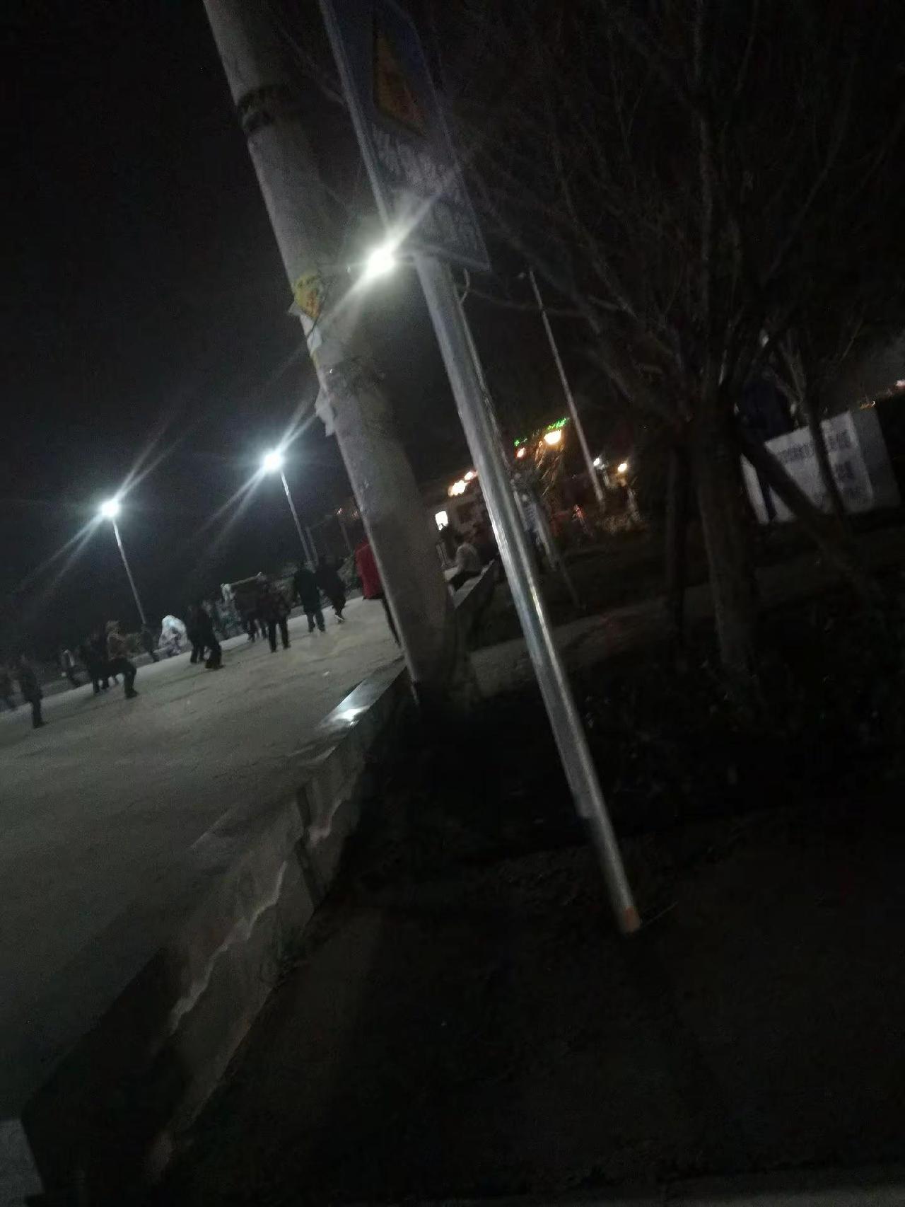 冯店之夜骑行生活 乡村街道 户外骑城市骑行 景观路灯 行视频