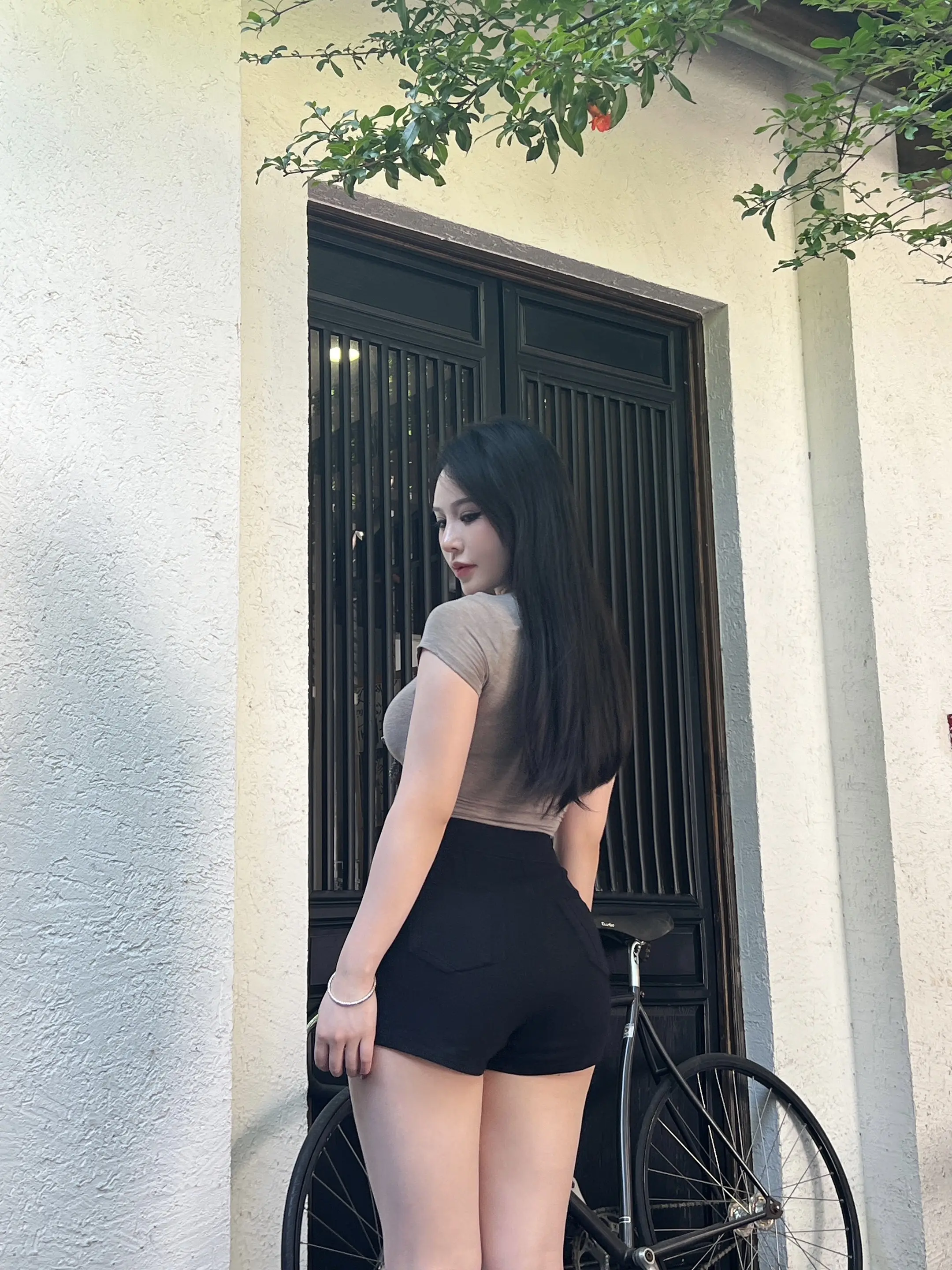 闭嘴 帅的人先说话