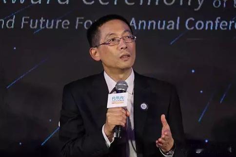 中国科学院院士”施一公再次抛出惊人言论：“清华70%至 80%的高考状元去哪儿了