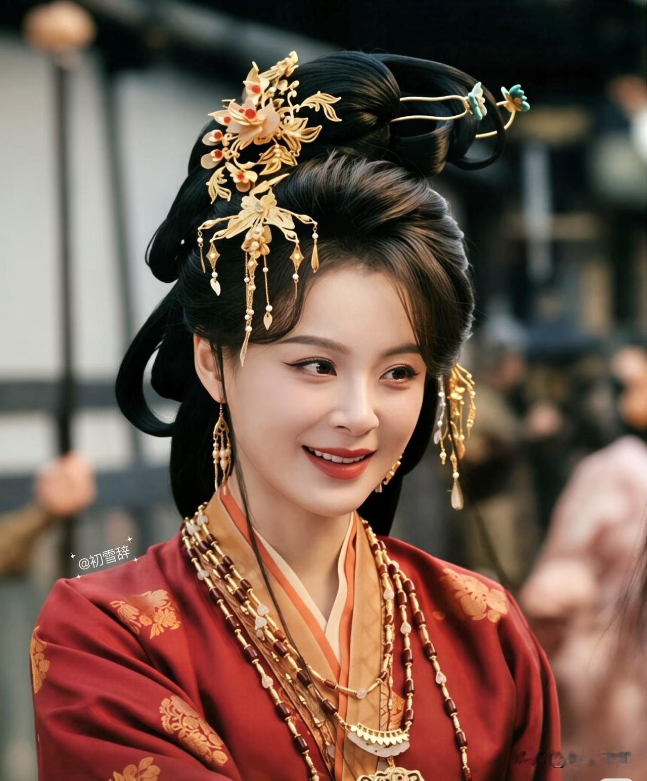 说白了

毛林林演技好不好，根本不打紧

她最大的本钱恐怕不是演技，也不是美貌，