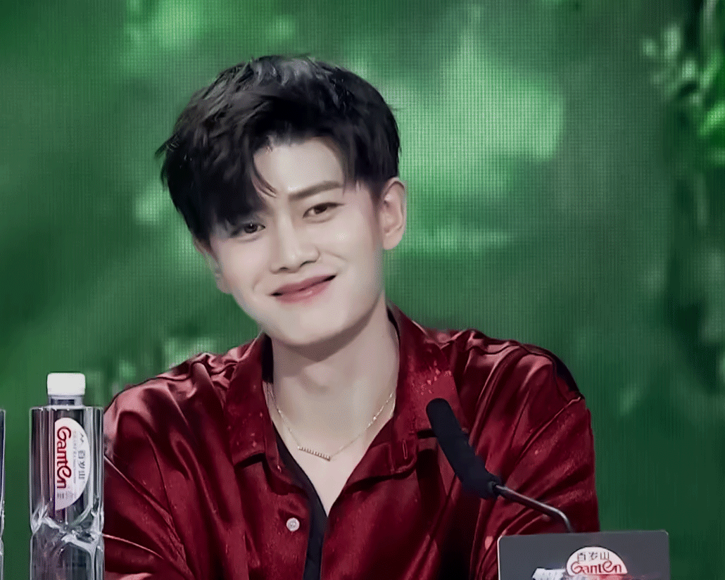 我的天啦！千盼万盼的超超的哆啦口袋终于发布通知了 ❗❗❗⬇️⬇️⬇️
公布了任嘉