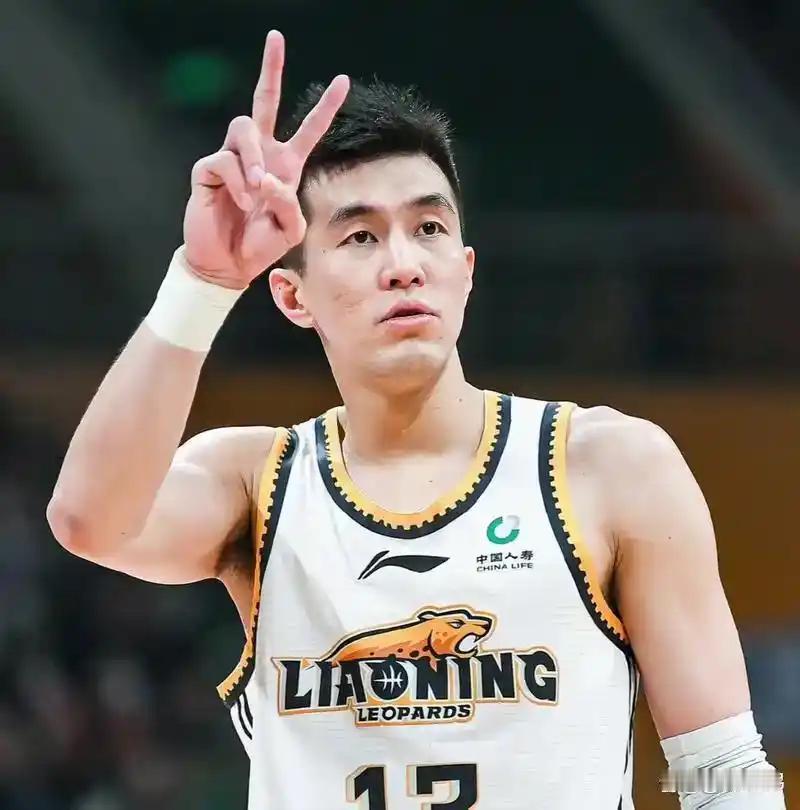 重磅！郭艾伦加盟莫斯科中央陆军 征战欧洲篮球冠军联赛

2025年11月21日，