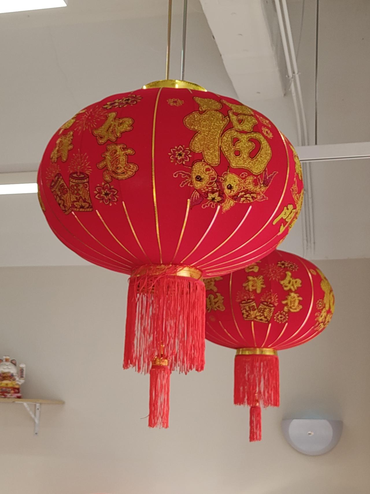 乙已归岁暮，银蛇起舞辞旧岁
丙午到春早，骏马奔腾迎新春
横批：除夕迎春