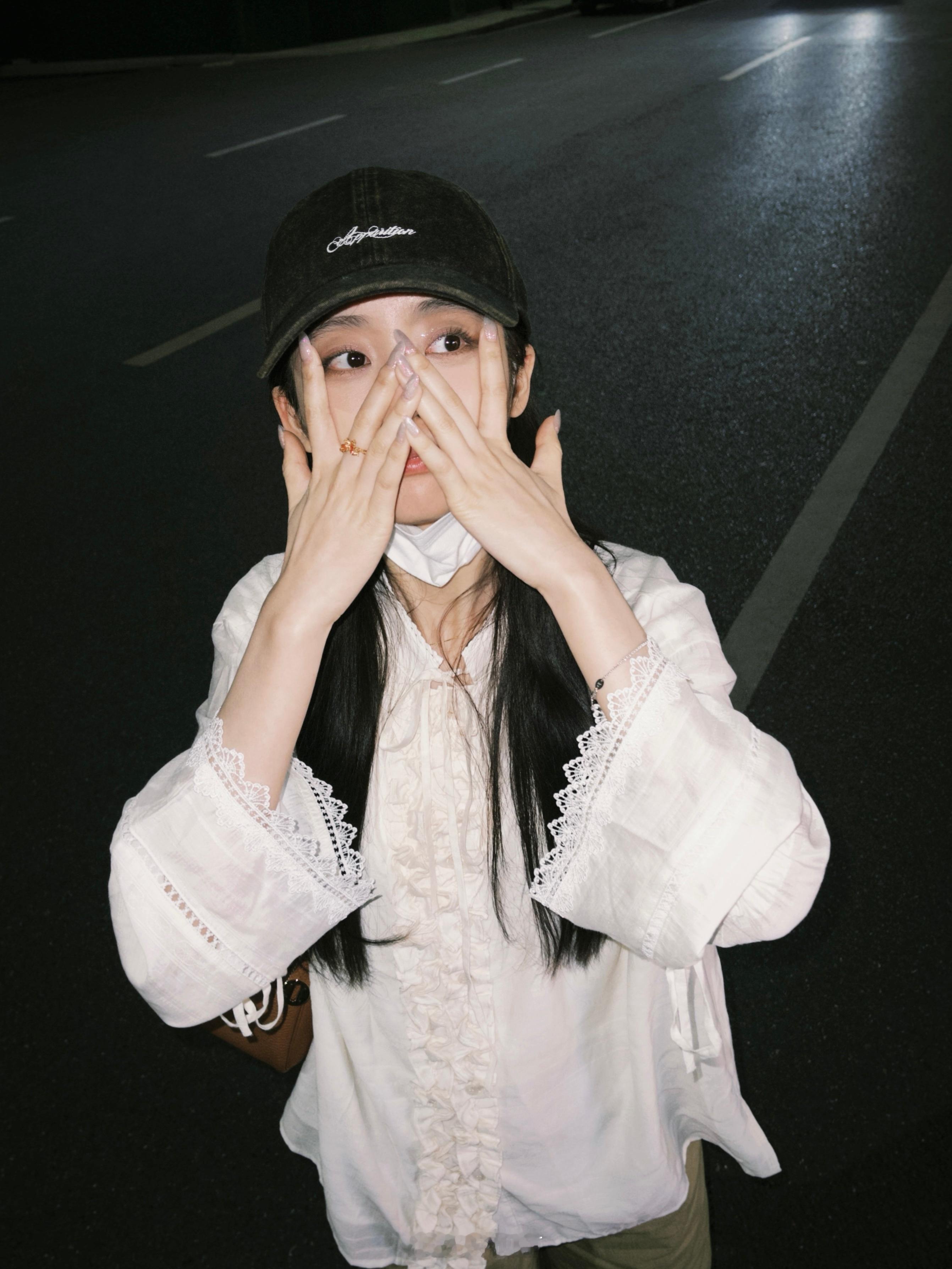一头扎进春天里好吃不胖🤳🏻 ​​​