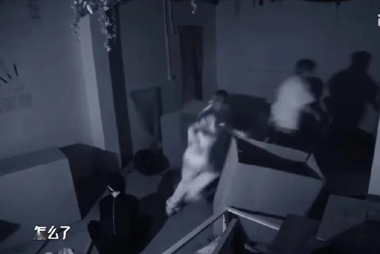 张小婉邓超真的没想到！
6月15日，张小婉邓超突然引发了热议，起因是她在和老板邓