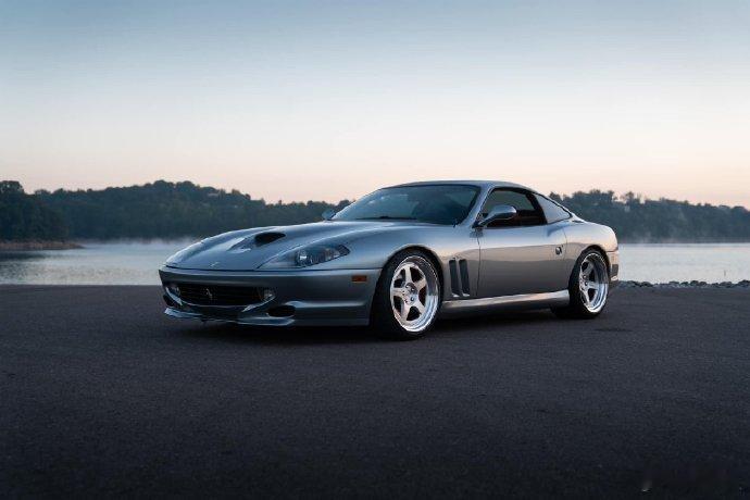 法拉利 ​​​​Ferrari 550 Maranello ​​​