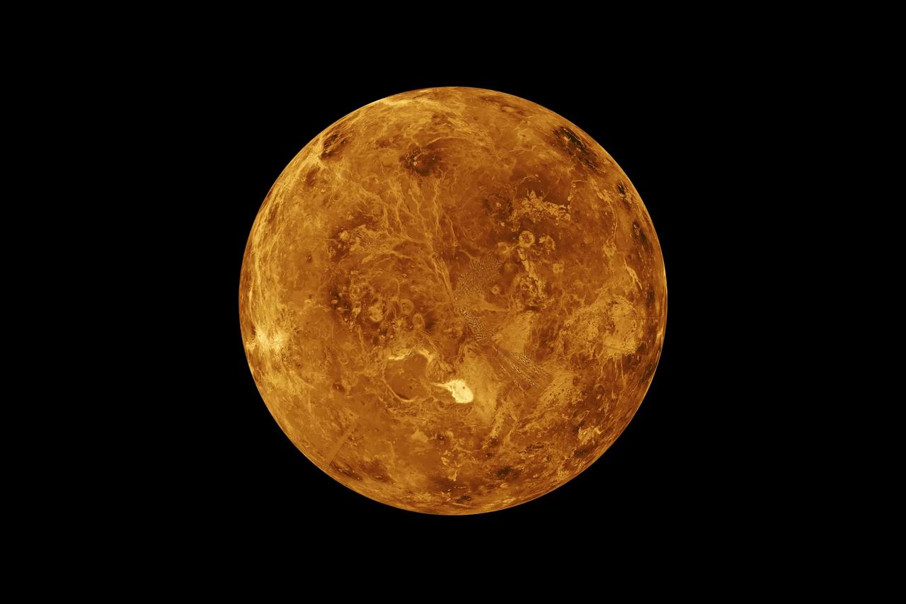 【金星仍然地质活跃！巨大裂谷还在变化，内部活动超出想象】

长期以来，金星给人的
