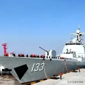 穿横当水道，就是对日本挑衅的有力回击
        近期，日本军舰穿行台湾海峡